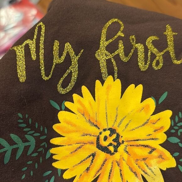 My first Thanksgiving Size 90 (6-9 Months) onesie, tutu and legwarmers - Picture 7 of 9